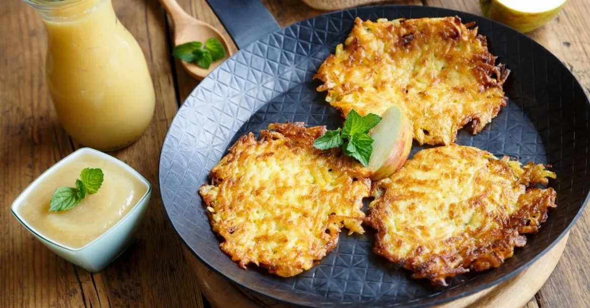 Kartoffelpuffer (Potato Pancakes)