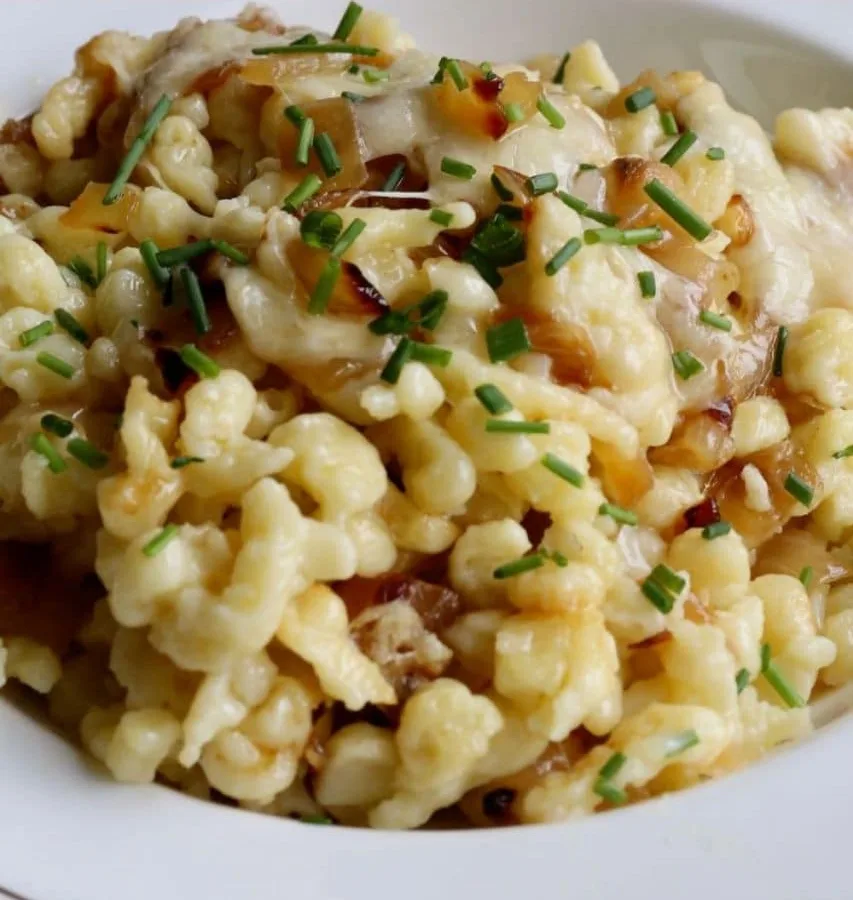 Kasespatzle (Spaetzle Cheese Noodles)