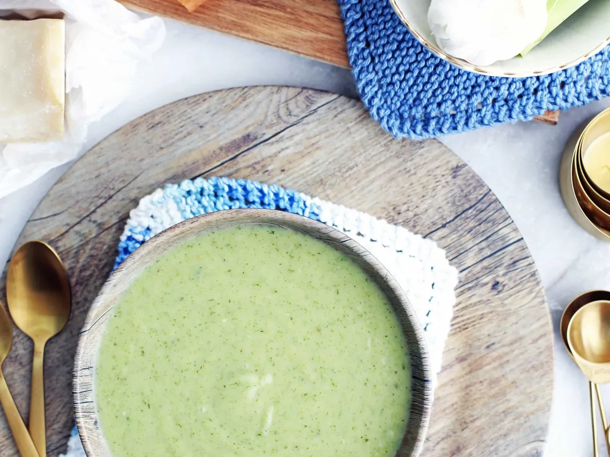 Leek, Potato and Spinach Soup