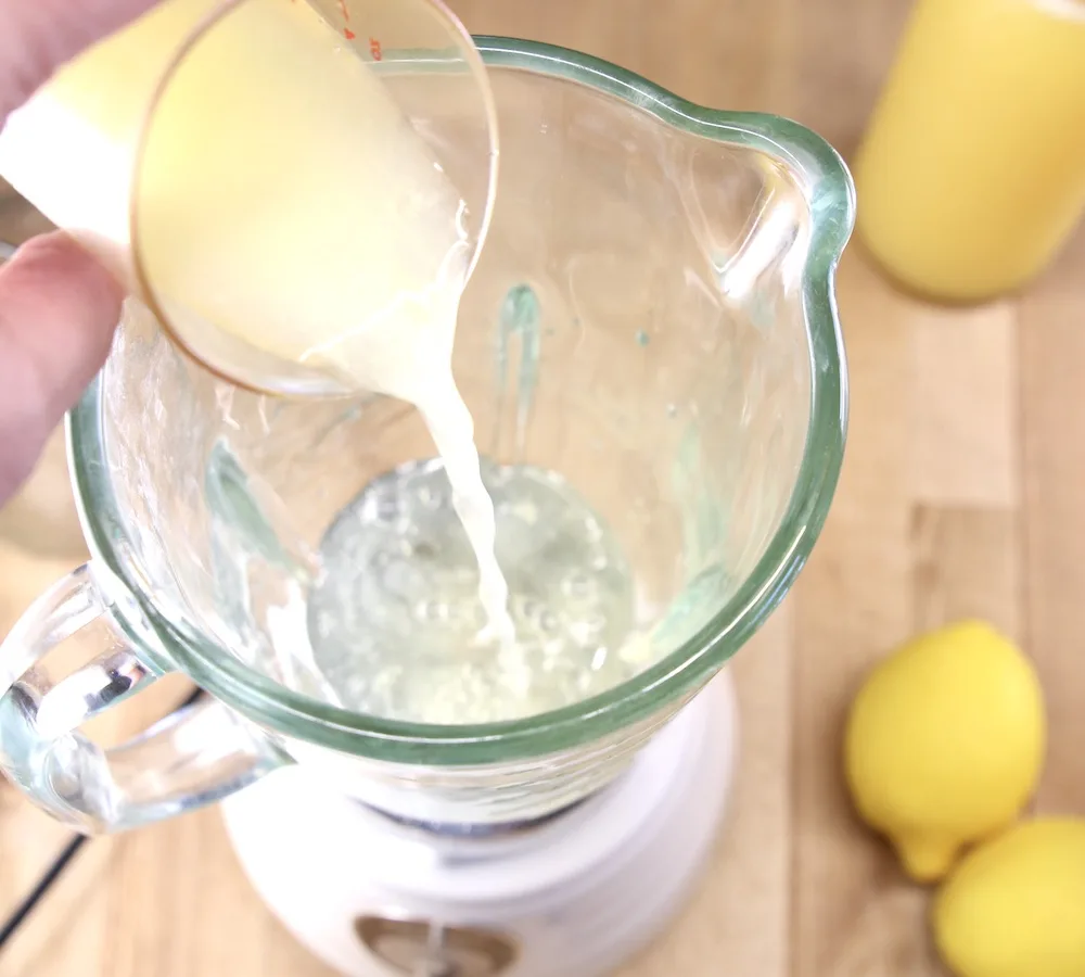 LEMON PINEAPPLE FROSTIES