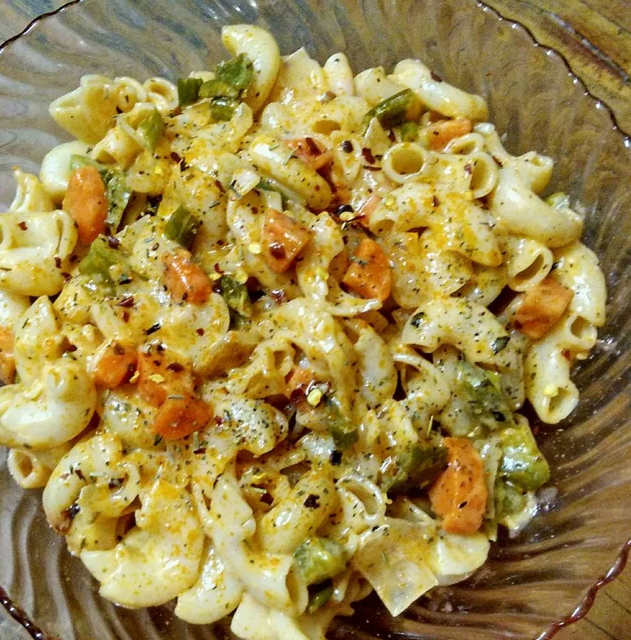 Macaroni with White Sauce