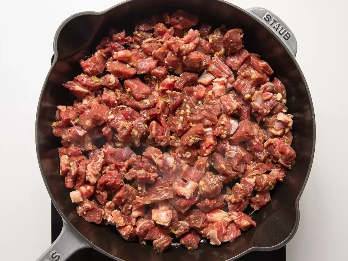 Marinated Cubed Beef with Lime Sauce (Cambodian)