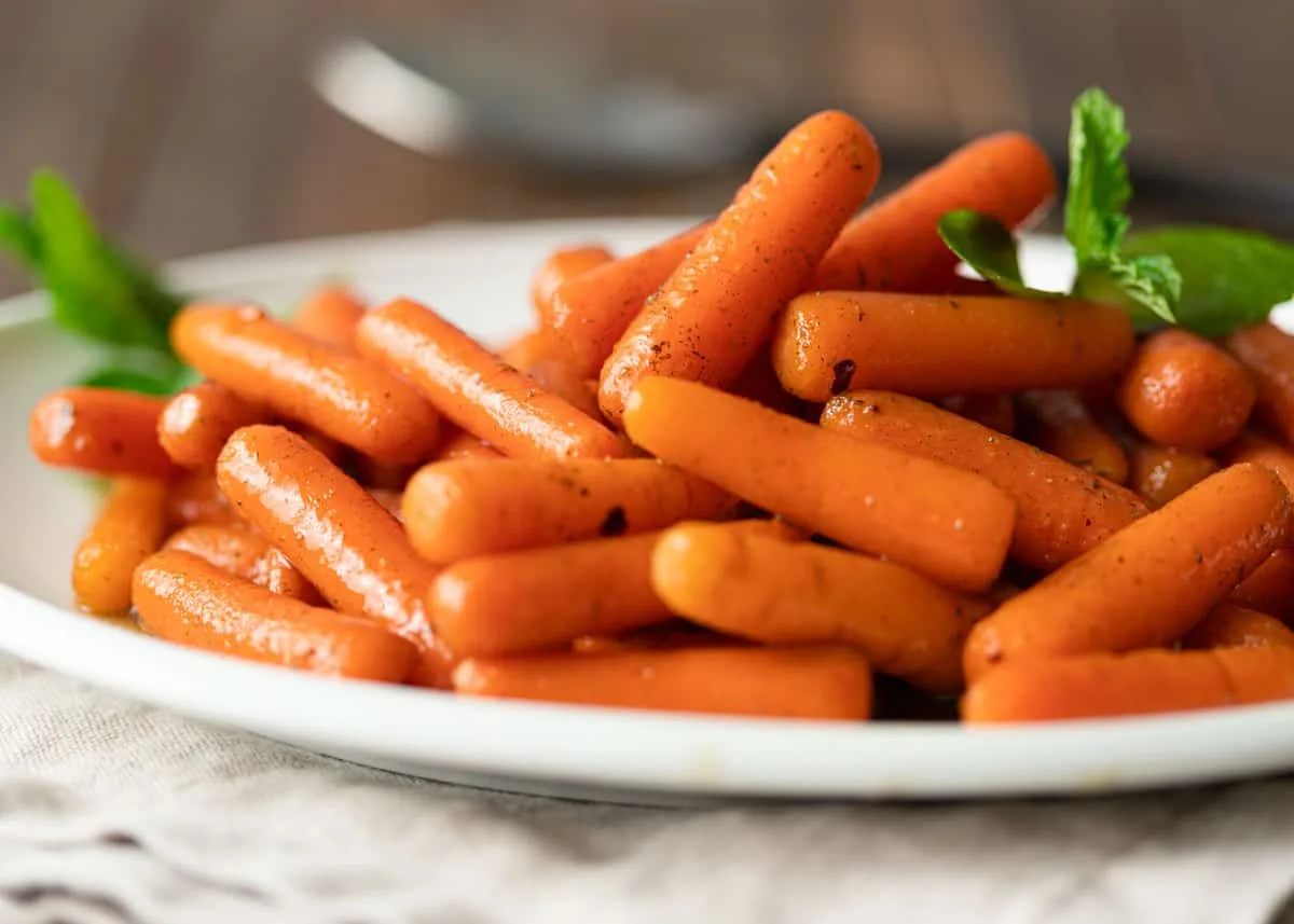 MARMALADE-GLAZED CARROTS