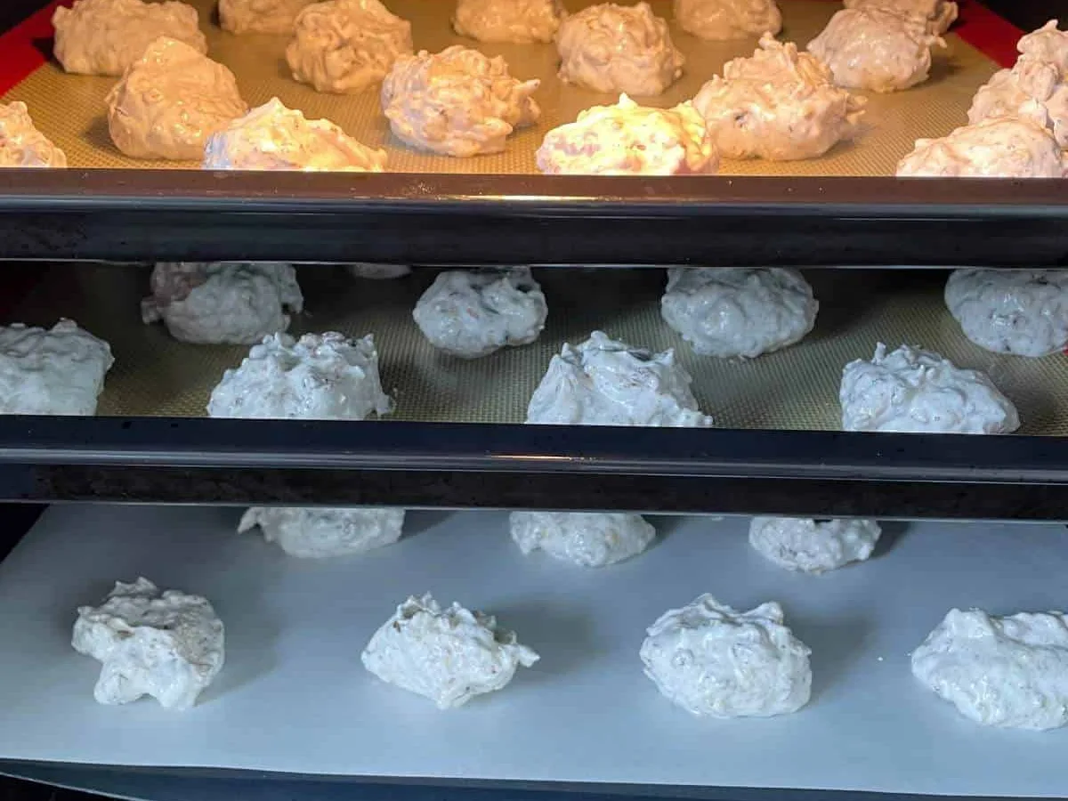 Meringue-Topped Almond Cookies