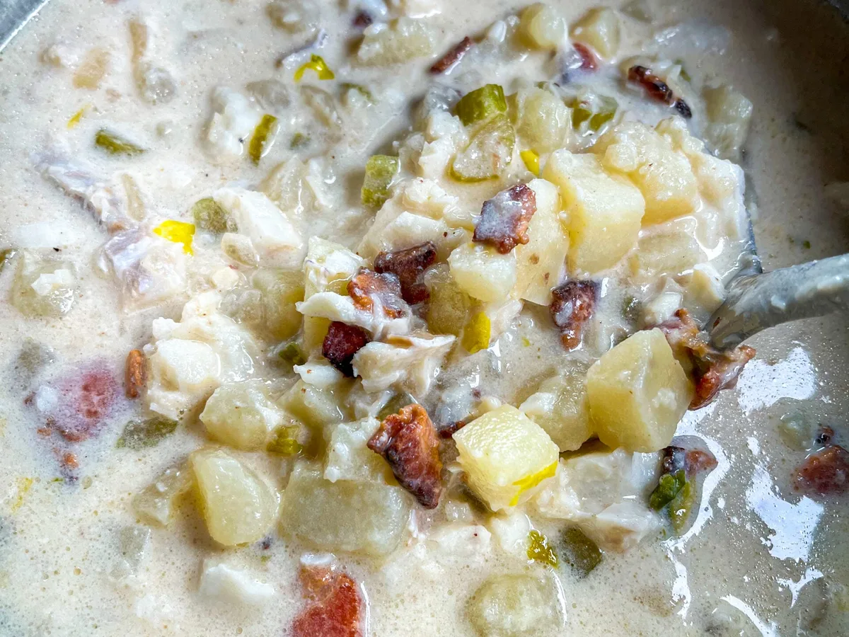 Newfoundland − Salt Cod Chowder