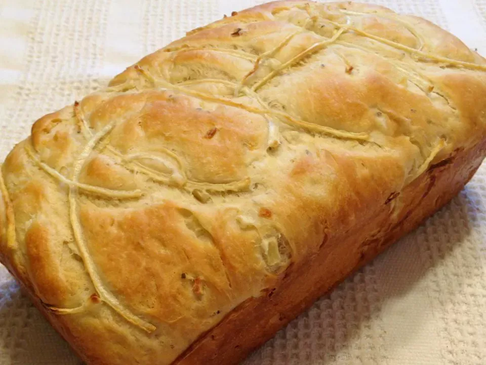 Paprika Onion Bread
