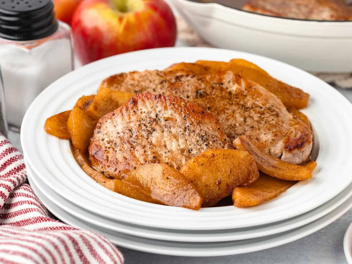 Pork Chops and Apples