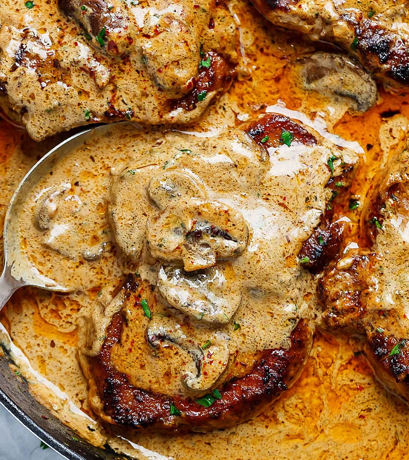 Pork Chops With Mushroom Sauce