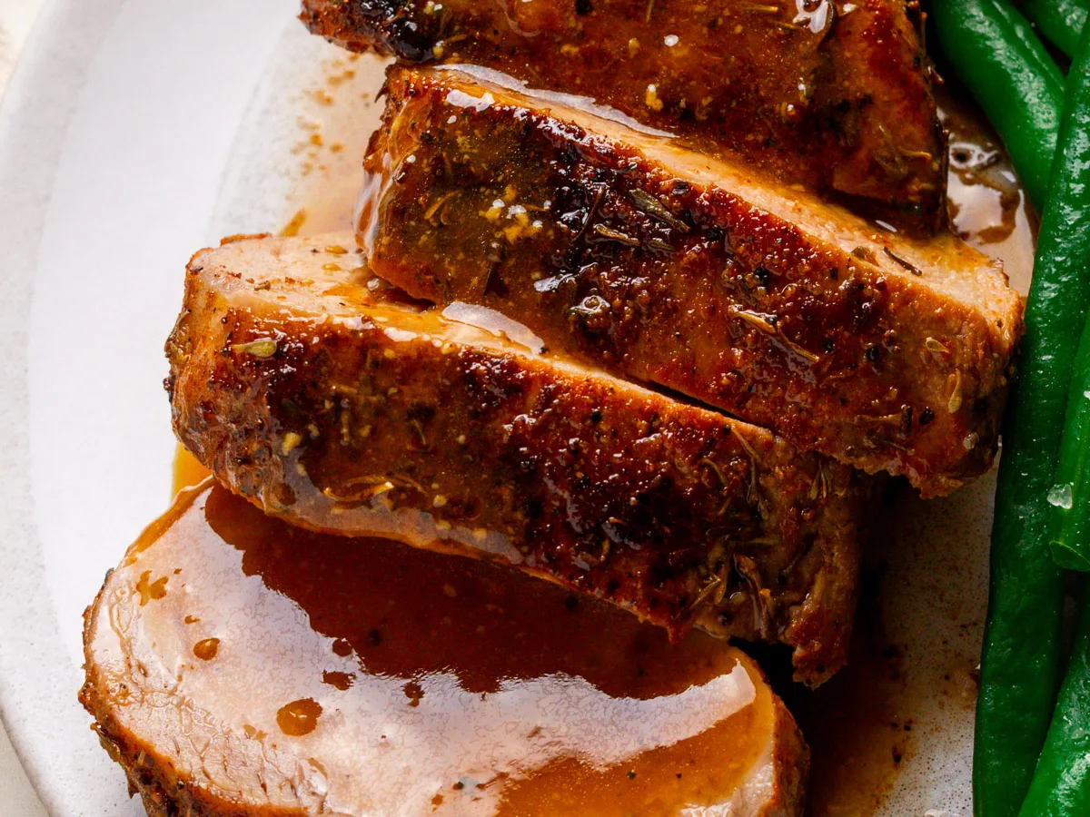 Pork Tenderloin with Béarnaise Sauce