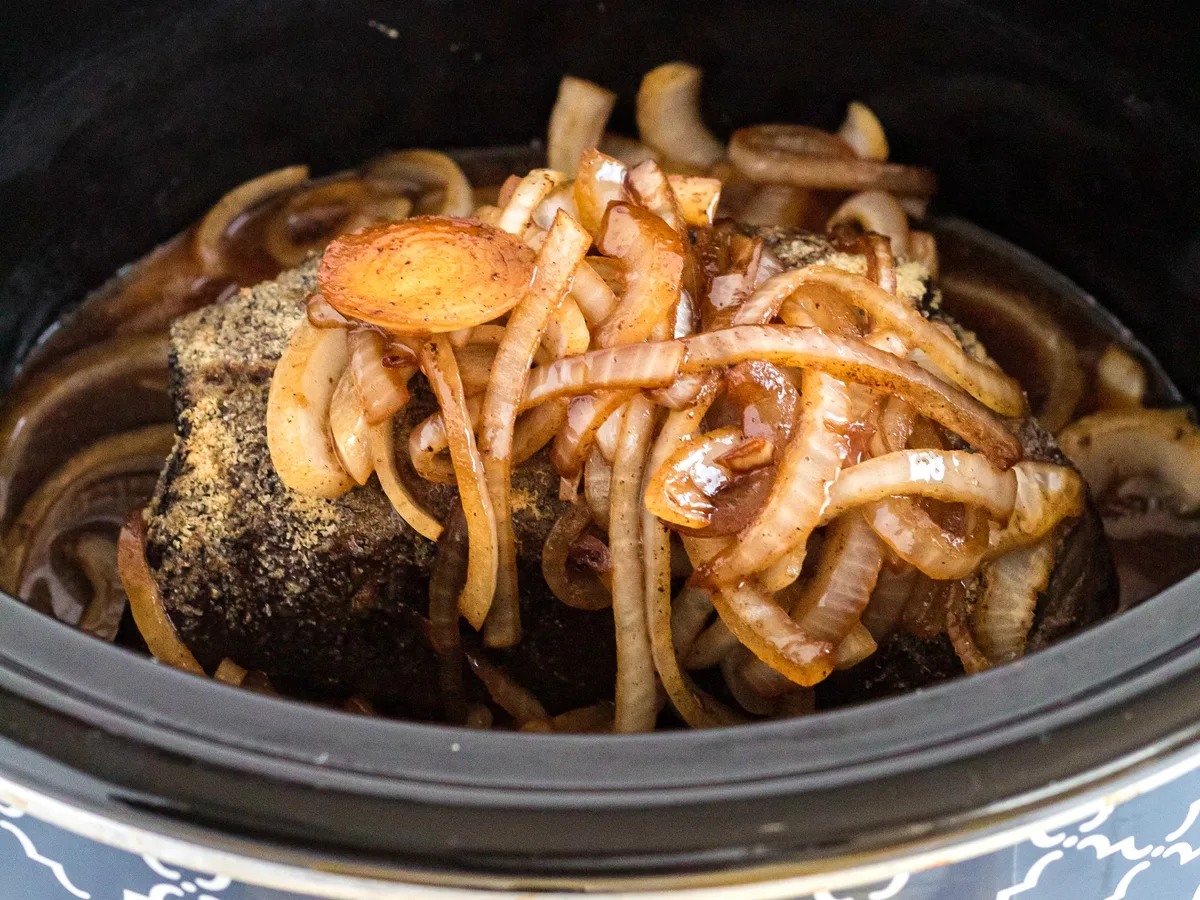 Pot Roast & Potatoes With Sour Cream Gravy