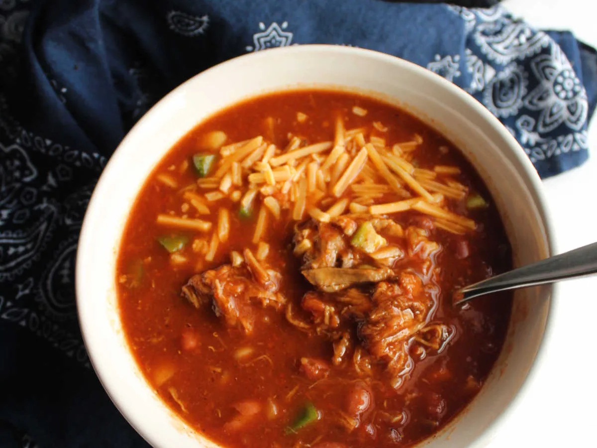 Slow Cooker Pulled Pork Chili