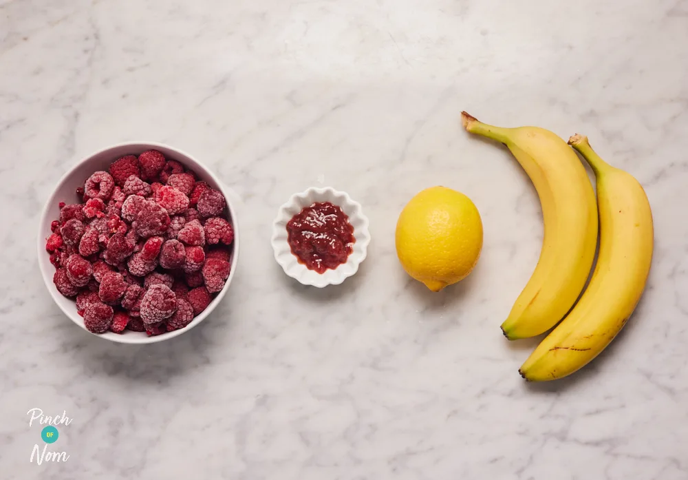 Raspberry−Banana Ice Cream