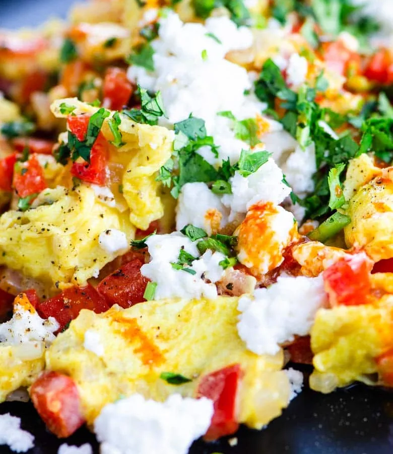 Red−Cooked Eggs
