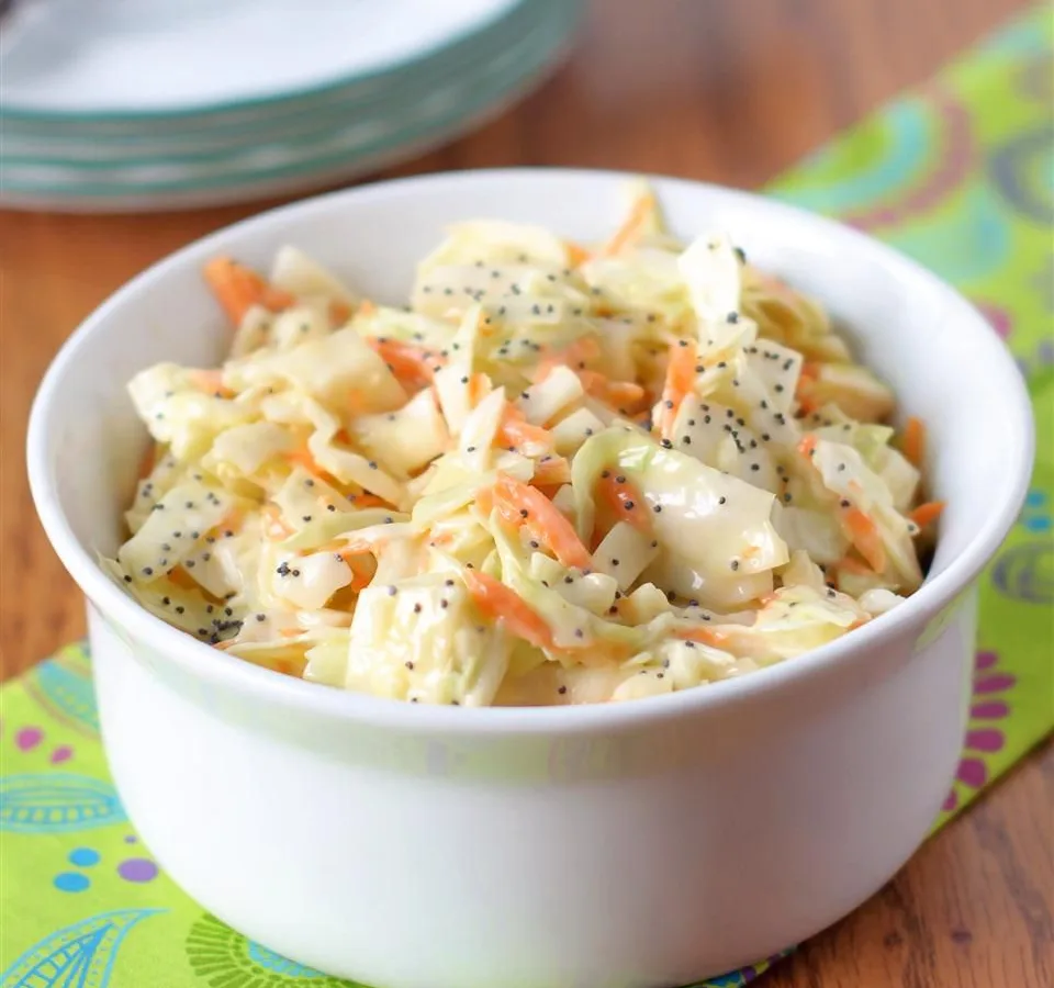 Restaurant Style Slaw Serves:10