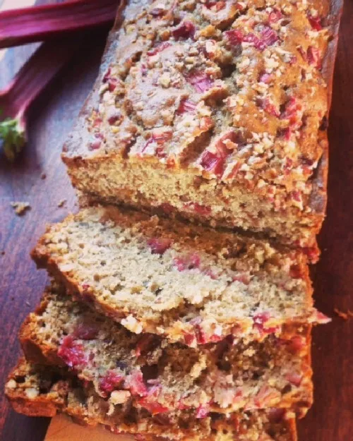 Rhubarb Pecan Bread