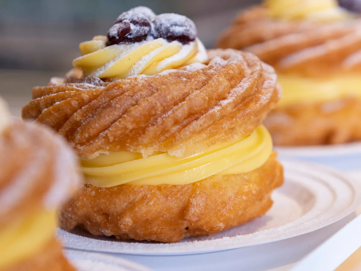 Sal's Zeppolis