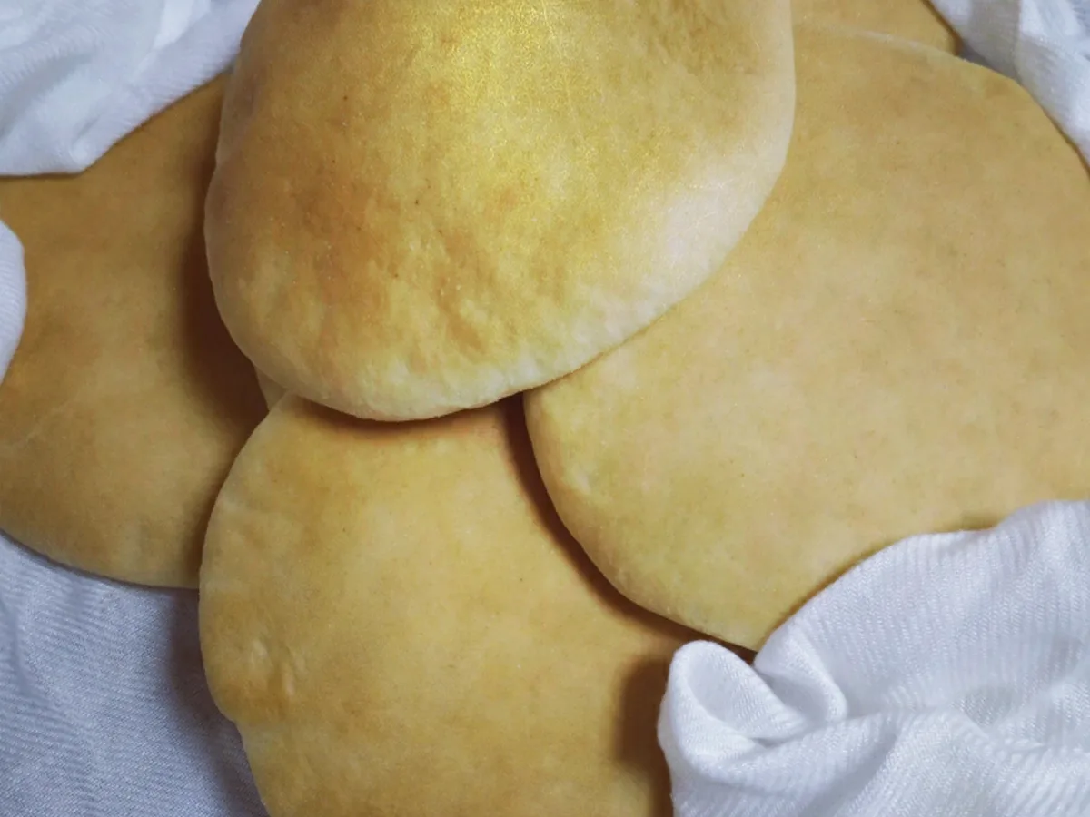 SAUDI ARABIAN PITA BREAD