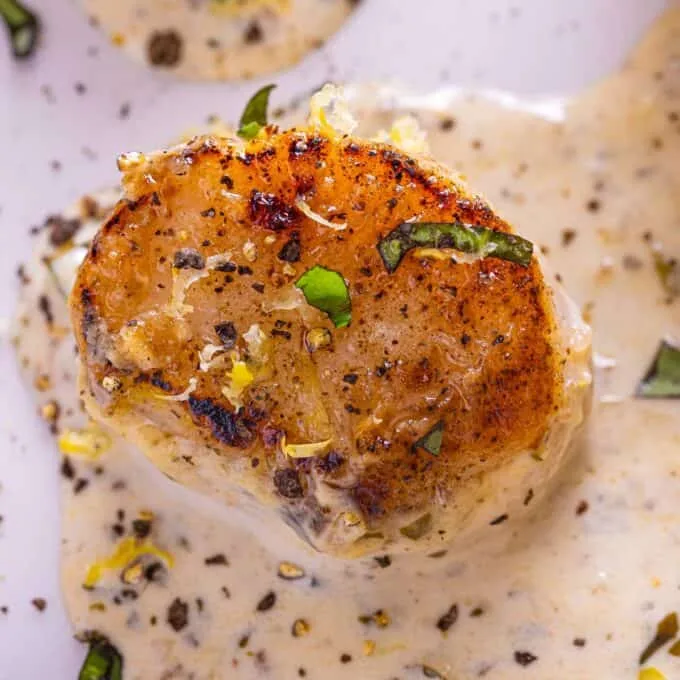 Scallops In Creamy Pesto