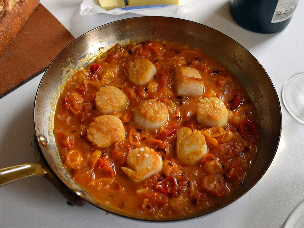 Scallops in Wine