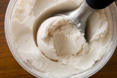 "SERIOUS" VANILLA ICE CREAM