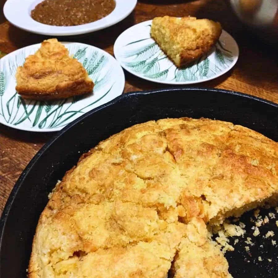 Skillet Sizzled Cornbread