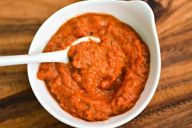 Skorthalia (Garlic Sauce)