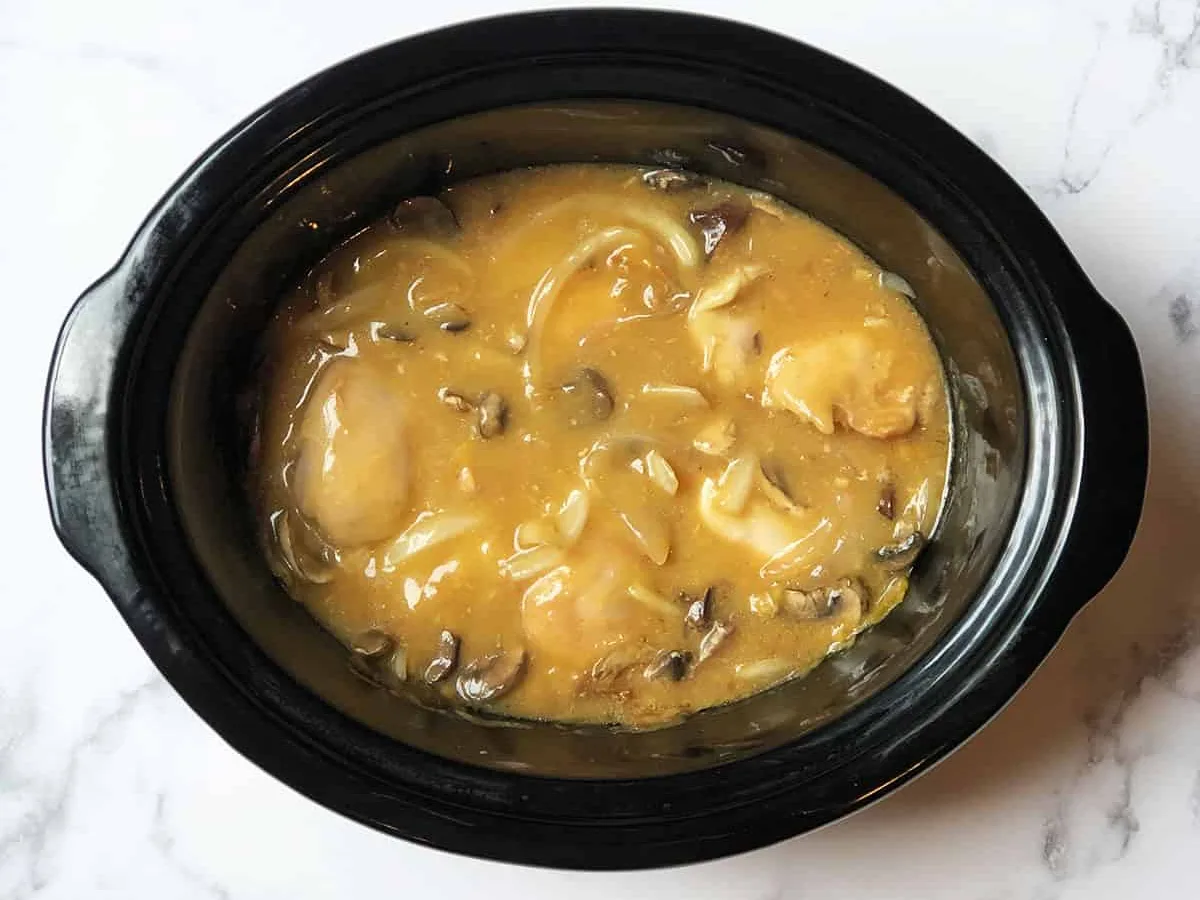 Smothered Chicken (Crockpot)