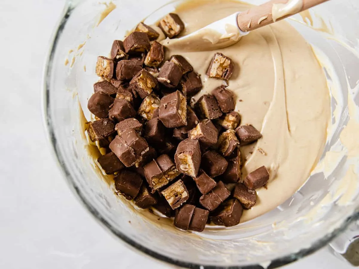 Snickers Cheesecake
