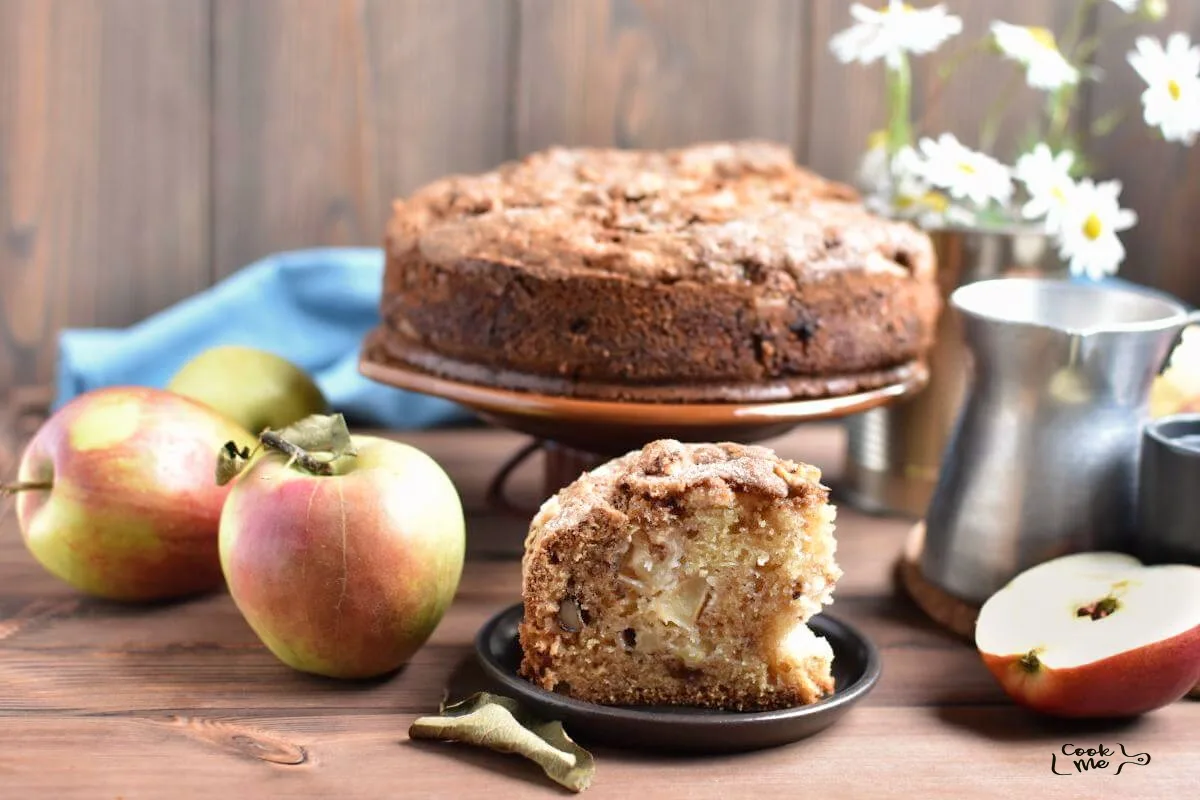 Sour Cream Apple Cake