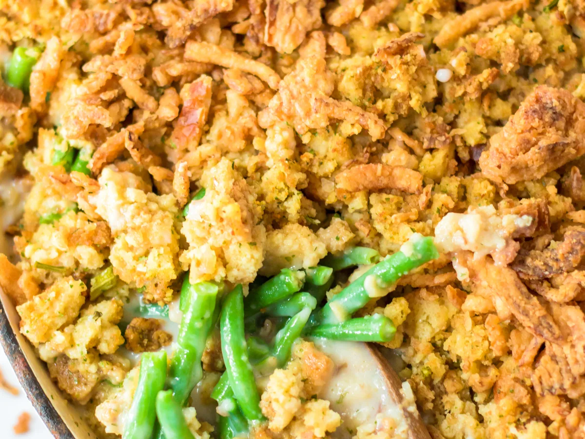 SOUTHERN STYLE GREEN BEAN & POTATO CASSEROLE