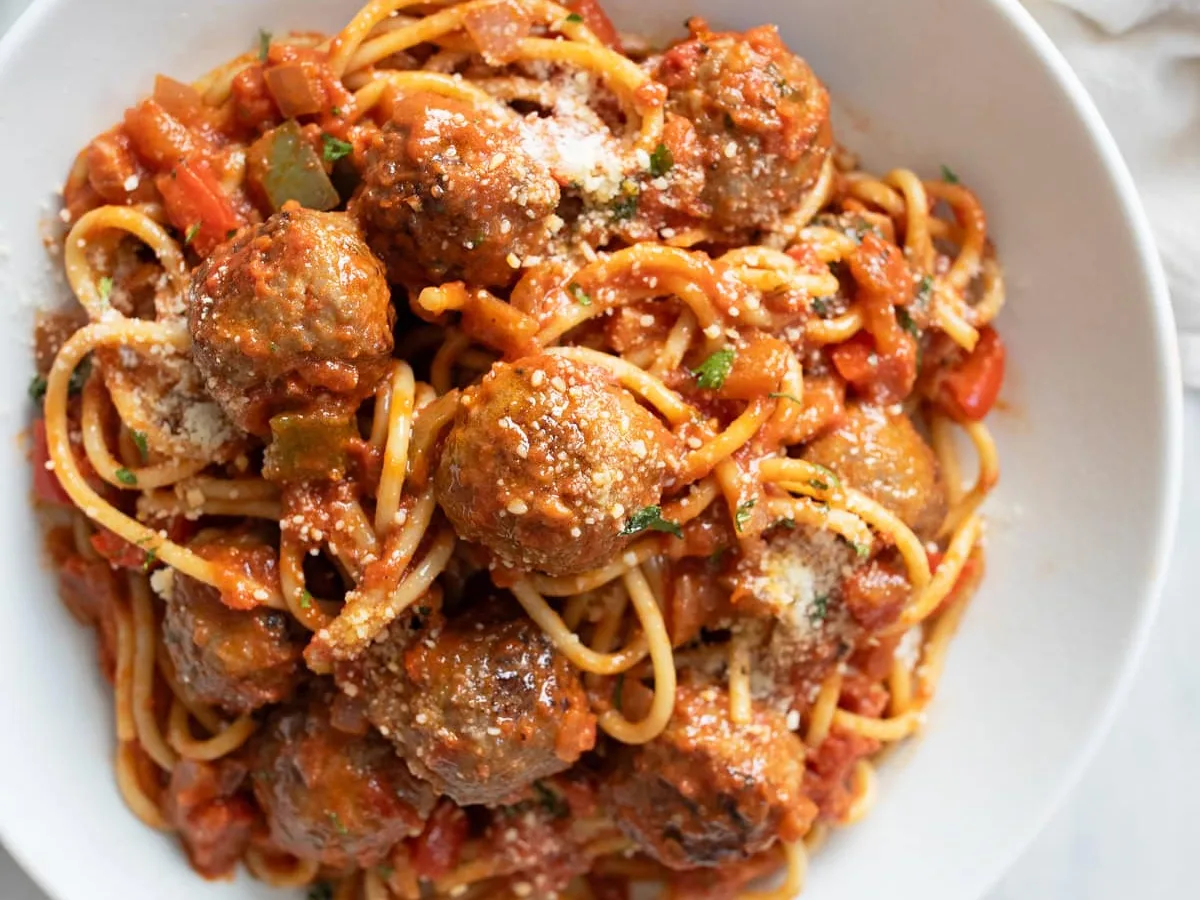 Spaghetti Sauce With Chicken & Sausage
