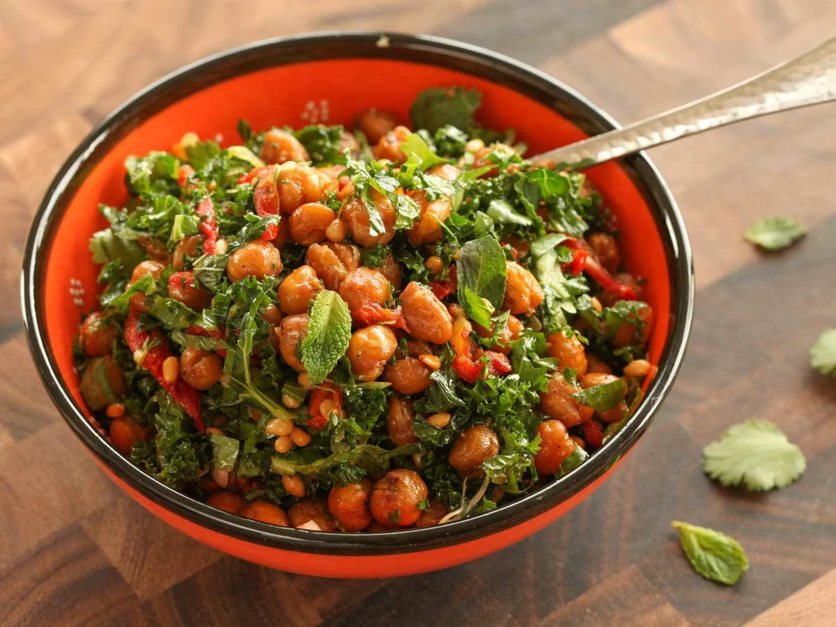 Spicy Kale and Chickpea Stew