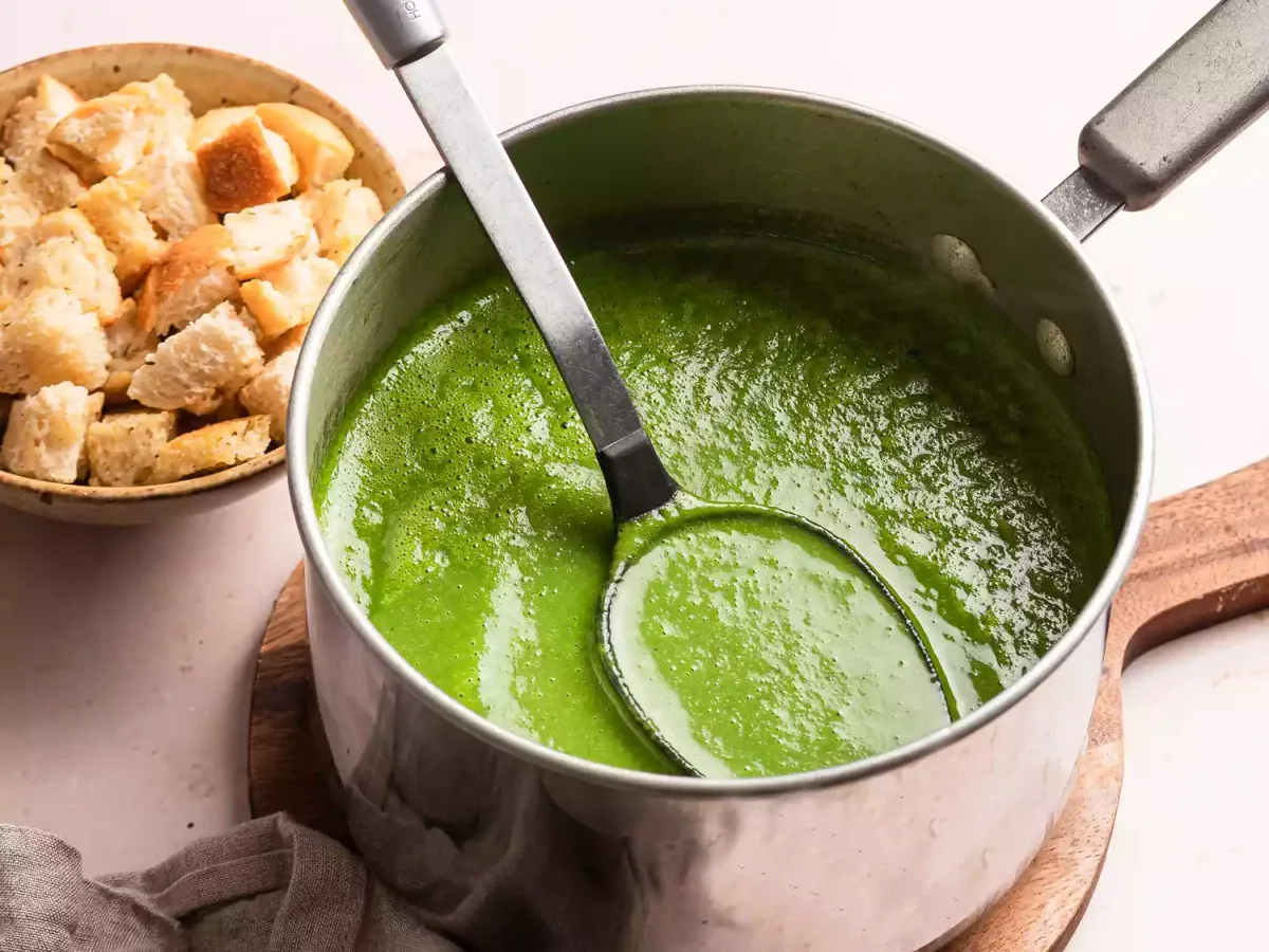 Spinach Garlic Soup