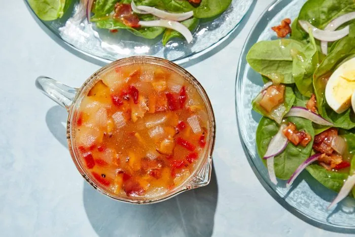 Spinach Salad w/Hot Bacon Dressing Serves:10