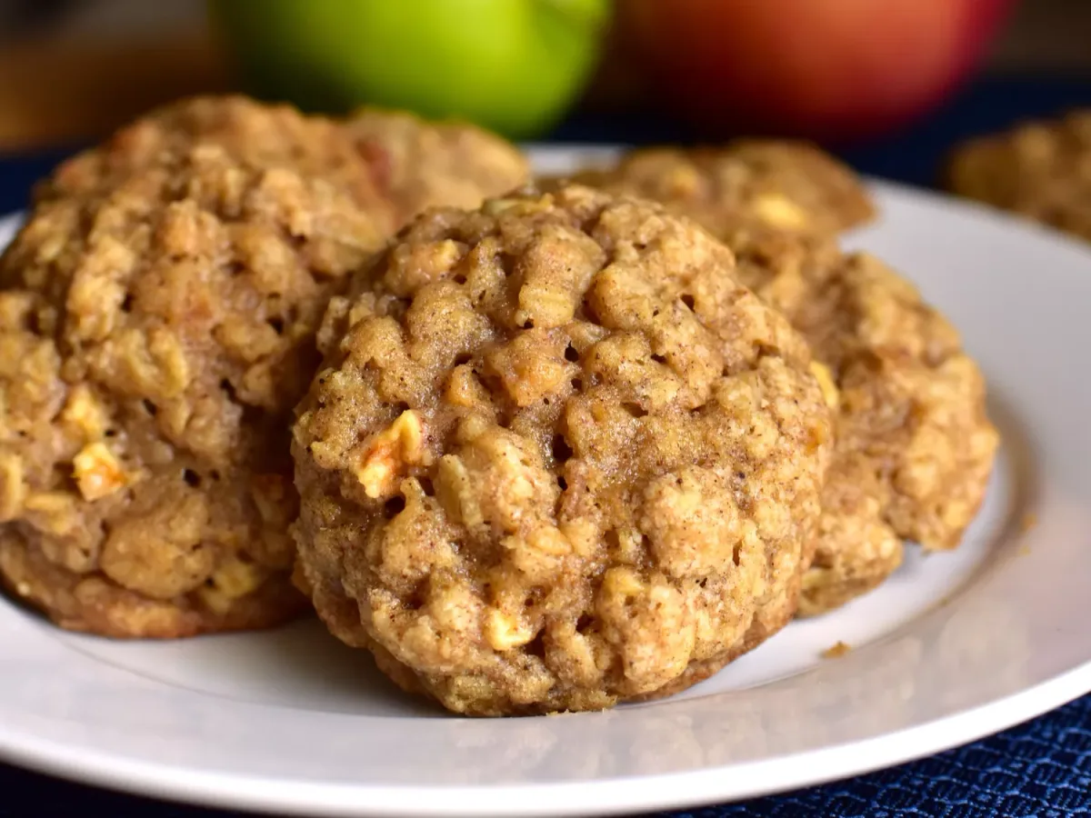 SUGARLESS APPLE COOKIES