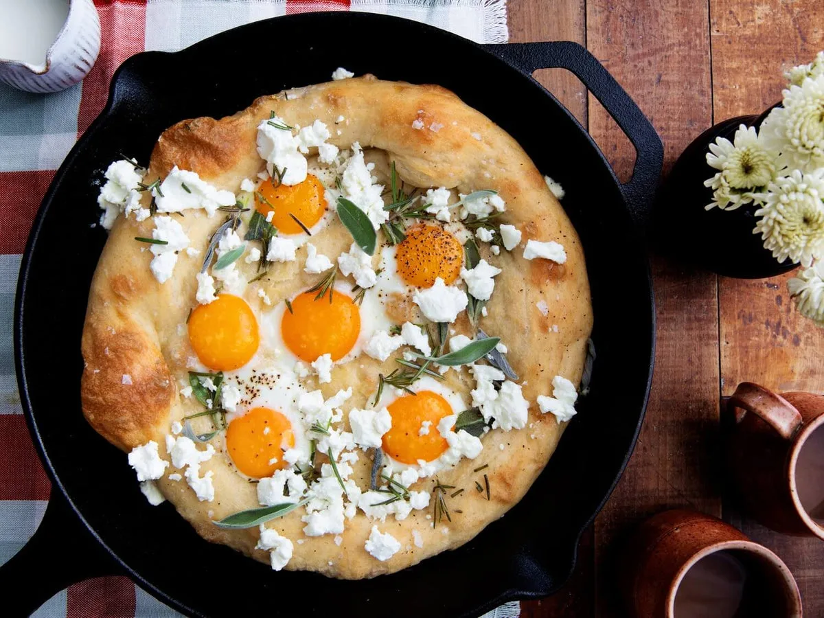 Sunny Side Up Pizza