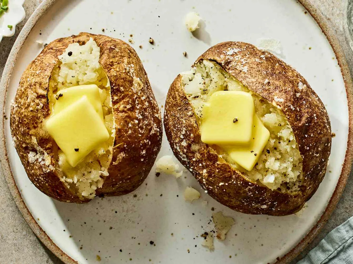 THE BAKED POTATO