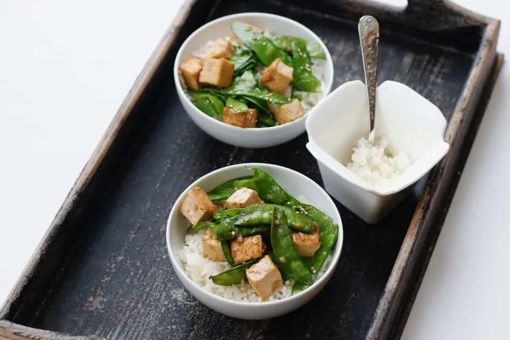 Tofu-And-Snow Pea Soup