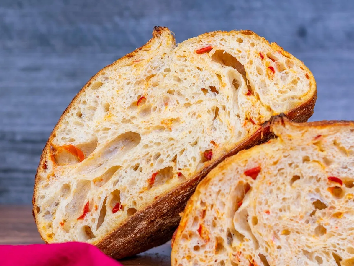 Tomato Chili Bread