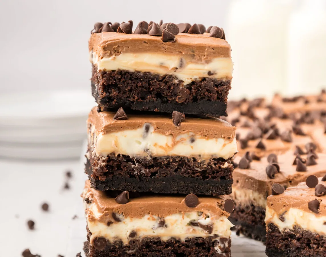 Tuxedo Cheesecake Bars