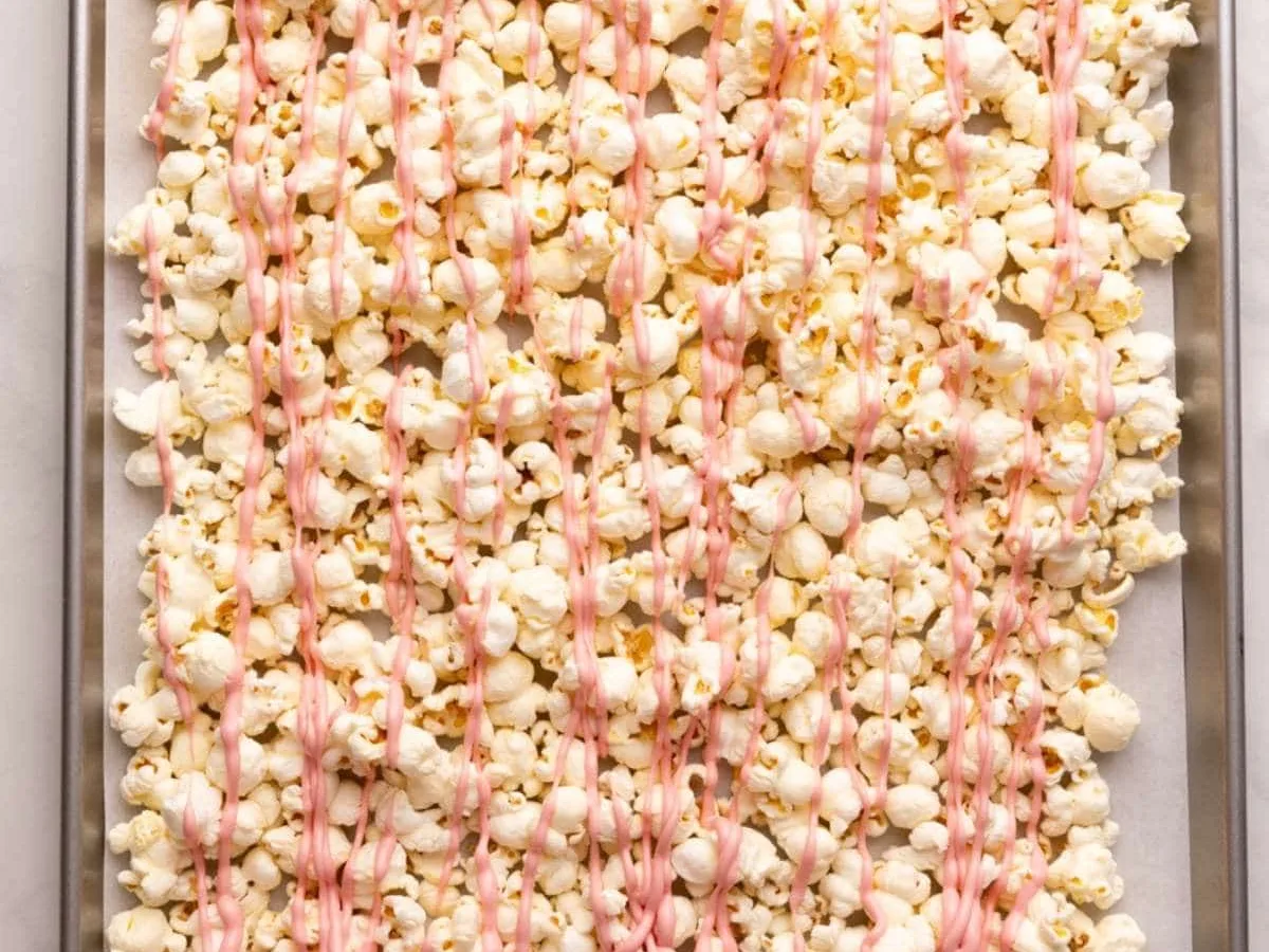 VALENTINE POPCORN HEART