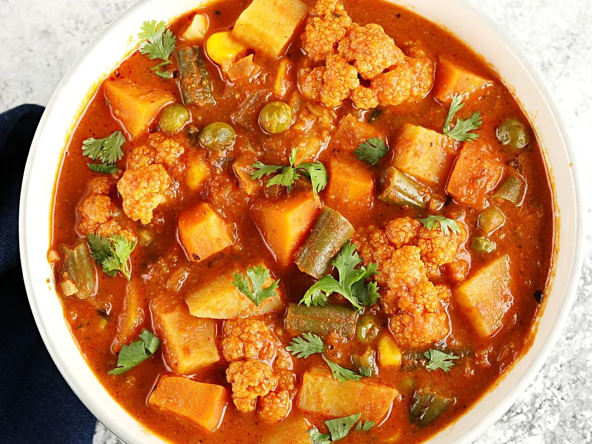VEGETABLE CURRY