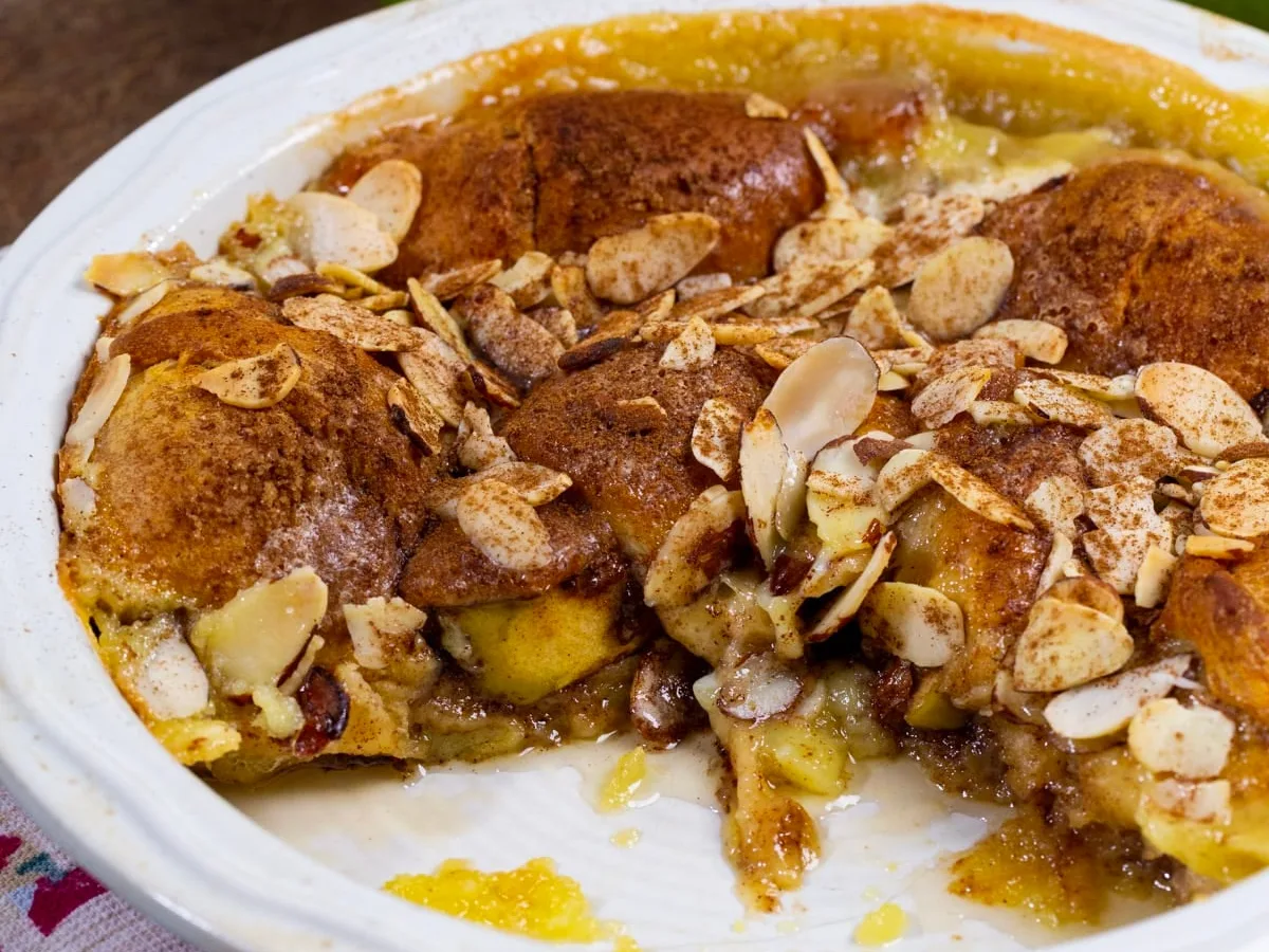 Venice (California) Apple Casserole