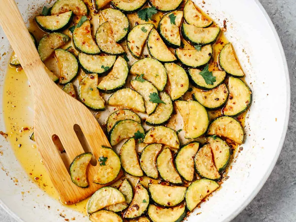 Zucchini Garlic Sauce