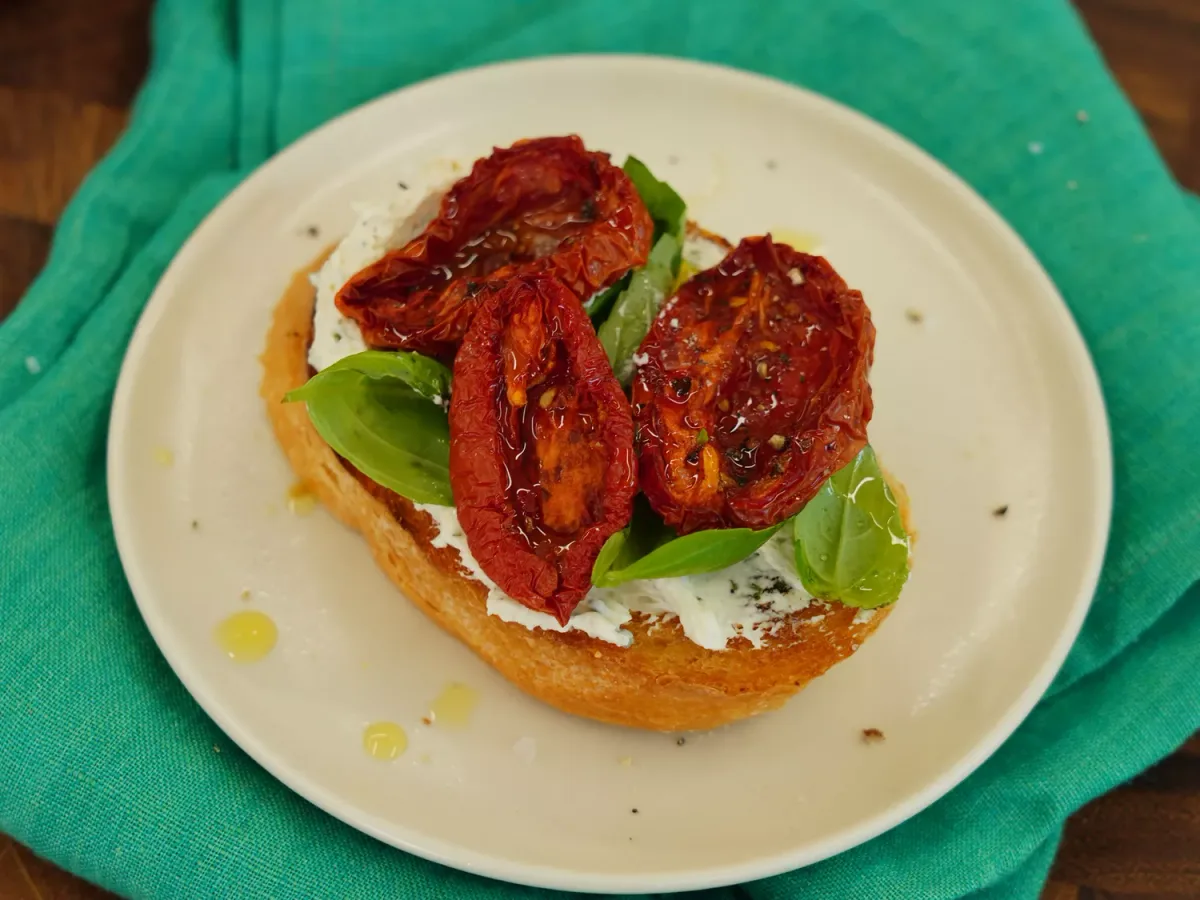 Zucchini & Sun-Dried Tomatoes